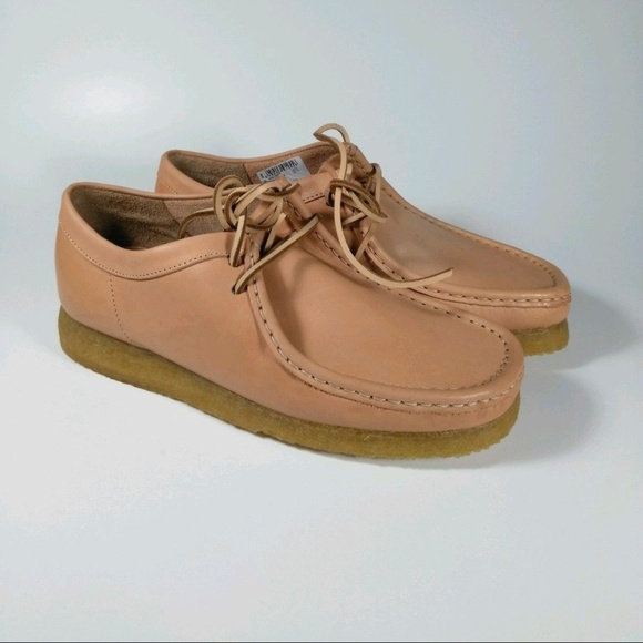 wallabees tan